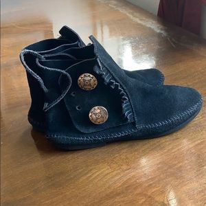 New Handmade 1 of a kind Moccasins